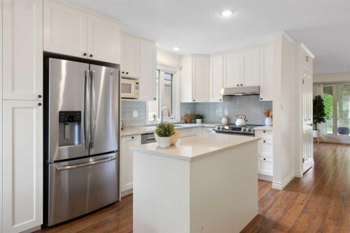 230 11 Avenue Ne, Calgary, AB 