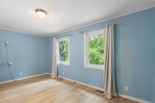 230 11 Avenue Ne, Calgary, AB 