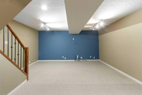 230 11 Avenue Ne, Calgary, AB 