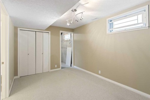 230 11 Avenue Ne, Calgary, AB 