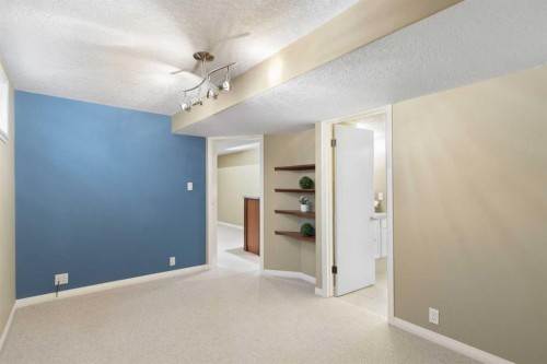 230 11 Avenue Ne, Calgary, AB 