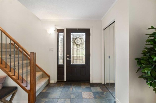 230 11 Avenue Ne, Calgary, AB 