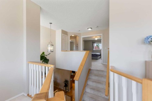 11 Simcoe Crescent Sw, Calgary, AB - Indoor Photo Showing Other Room