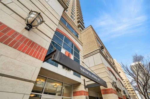 1402-910 5 Avenue Sw, Calgary, AB - Outdoor