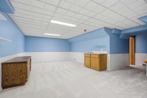 146 Hawkdale Circle Nw, Calgary, AB - Indoor