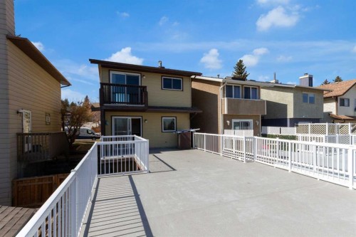 604 Strathcona Drive Sw, Calgary, AB - Outdoor