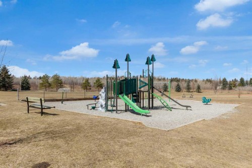 604 Strathcona Drive Sw, Calgary, AB - Outdoor