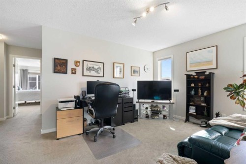 46 Emberside Place, Cochrane, AB - Indoor