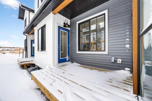 66 Creekside Way Sw, Calgary, AB - Outdoor With Exterior