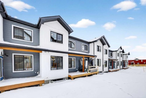 66 Creekside Way Sw, Calgary, AB - Outdoor