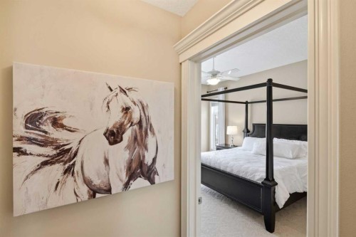 71 Elgin Estates Hill Se, Calgary, AB - Indoor Photo Showing Bedroom