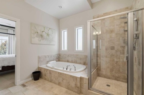 71 Elgin Estates Hill Se, Calgary, AB - Indoor Photo Showing Bathroom