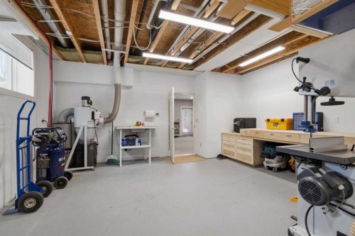 71 Elgin Estates Hill Se, Calgary, AB - Indoor Photo Showing Basement
