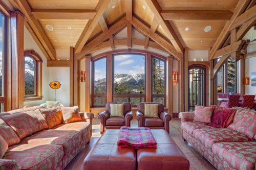145 Silvertip Ridge, Canmore, AB - Indoor Photo Showing Living Room