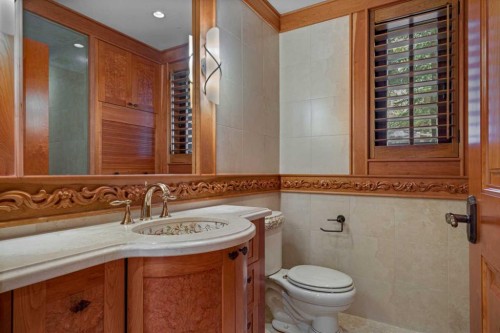 145 Silvertip Ridge, Canmore, AB - Indoor Photo Showing Bathroom