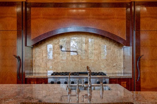 145 Silvertip Ridge, Canmore, AB - Indoor Photo Showing Kitchen