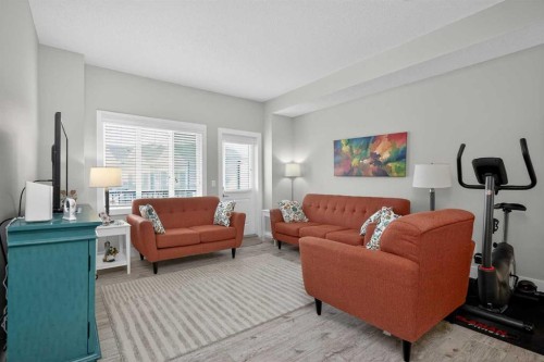 440 Nolan Hill Boulevard Nw, Calgary, AB - Indoor Photo Showing Living Room