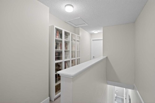 440 Nolan Hill Boulevard Nw, Calgary, AB - Indoor Photo Showing Other Room