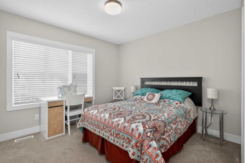440 Nolan Hill Boulevard Nw, Calgary, AB - Indoor Photo Showing Bedroom