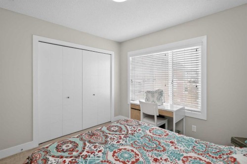 440 Nolan Hill Boulevard Nw, Calgary, AB - Indoor Photo Showing Bedroom