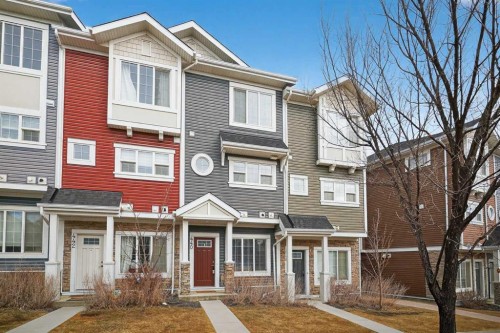 440 Nolan Hill Boulevard Nw, Calgary, AB - Outdoor With Facade