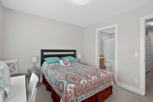 440 Nolan Hill Boulevard Nw, Calgary, AB - Indoor Photo Showing Bedroom