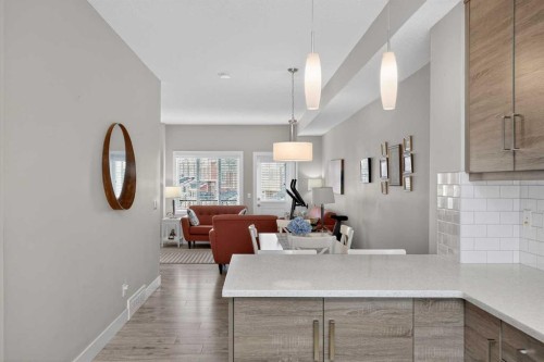 440 Nolan Hill Boulevard Nw, Calgary, AB - Indoor Photo Showing Kitchen