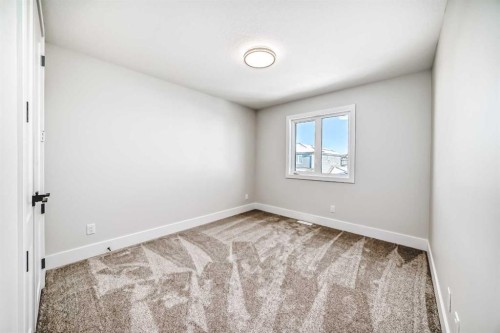 27 Williams Avenue, Olds, AB - Indoor Photo Showing Other Room