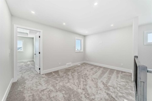 27 Williams Avenue, Olds, AB - Indoor Photo Showing Other Room