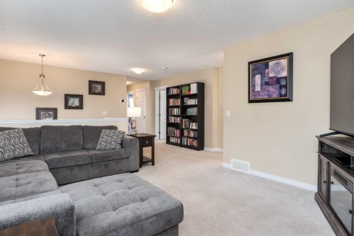 26 Mount Rae Terrace, Okotoks, AB - Indoor Photo Showing Living Room