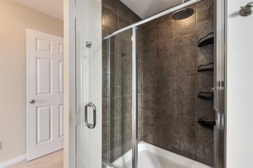 26 Mount Rae Terrace, Okotoks, AB - Indoor Photo Showing Bathroom