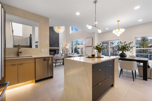 125 Discovery Place Sw, Calgary, AB - Indoor Photo Showing Kitchen With Upgraded Kitchen