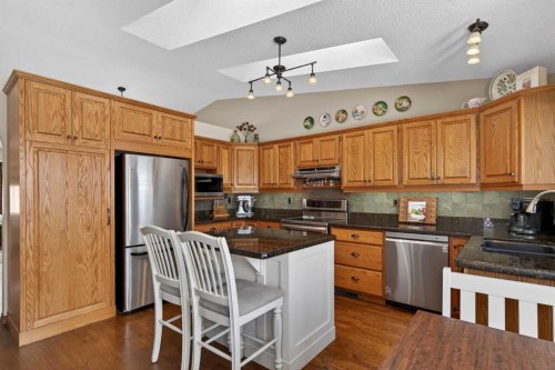 204 Sunrise Circle Se, Calgary, AB - Indoor Photo Showing Kitchen With Stainless Steel Kitchen