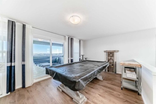 160 Lucas Common Nw, Calgary, AB - Indoor Photo Showing Other Room