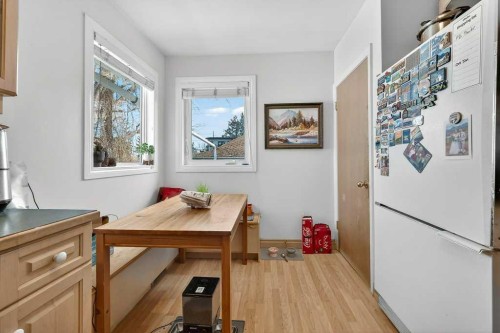 136 32 Avenue Ne, Calgary, AB - Indoor