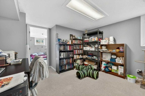 136 32 Avenue Ne, Calgary, AB - Indoor