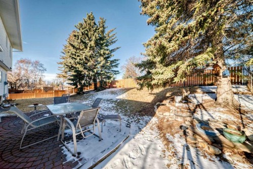 6007 Dalcastle Crescent Nw, Calgary, AB - Outdoor