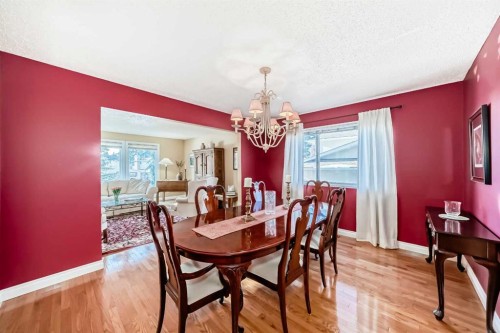 6007 Dalcastle Crescent Nw, Calgary, AB - Indoor Photo Showing Dining Room