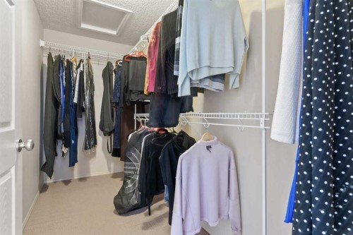 98 Cougarstone Close Sw, Calgary, AB - Indoor With Storage