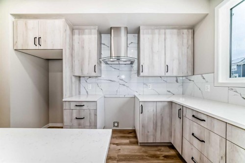 1326 Mahogany Boulevard Se, Calgary, AB - Indoor Photo Showing Kitchen