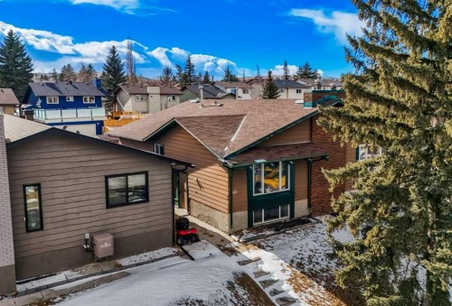 60 Bermuda Court Nw, Calgary, AB - Outdoor