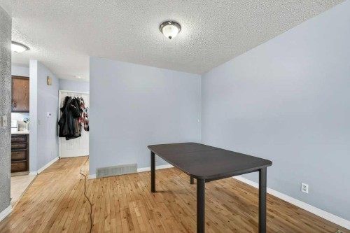 60 Bermuda Court Nw, Calgary, AB - Indoor
