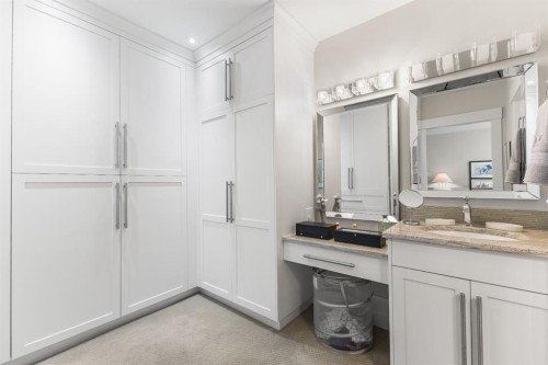 4N-222 Eagle Ridge Drive Sw, Calgary, AB - Indoor Photo Showing Bathroom