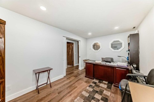 331 Bedford Place Ne, Calgary, AB - Indoor