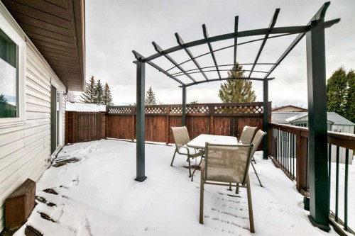 331 Bedford Place Ne, Calgary, AB - Outdoor With Exterior