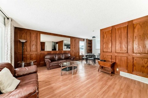 331 Bedford Place Ne, Calgary, AB - Indoor Photo Showing Other Room