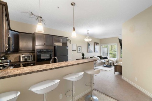 227-60 Royal Oak Plaza Nw, Calgary, AB - Indoor Photo Showing Kitchen