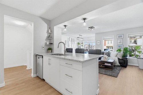 405 Windstone Grove Sw, Airdrie, AB - Indoor