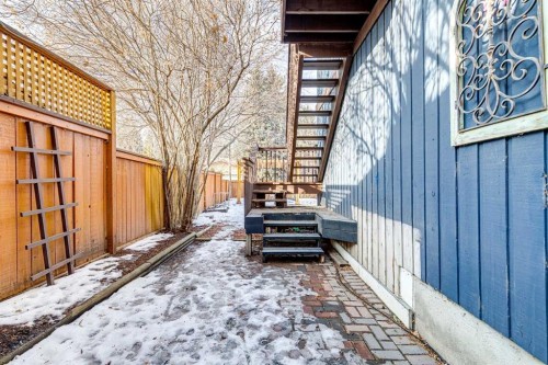 119 Midland Crescent Se, Calgary, AB - Outdoor