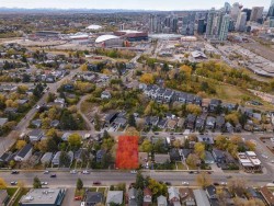 1123 8 Street SE Calgary, AB T2G 2Z6